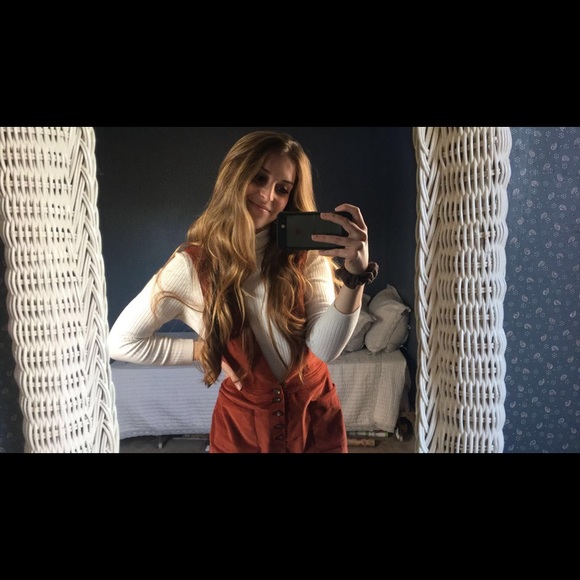 Meet your Posher, Maddy - Picture 1 of 2